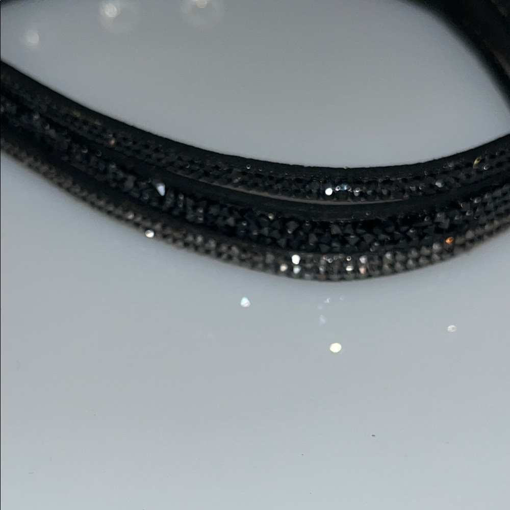 🖤 Paparazzi Triple-Row Rhinestone Choker  – NWT - Picture 3 of 7